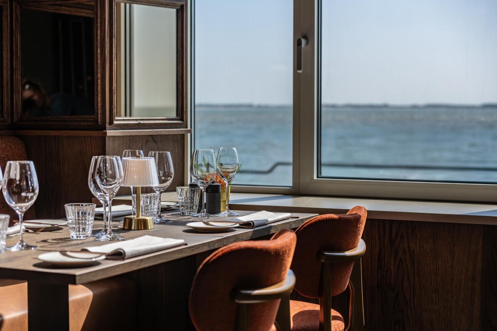 Hotel De Zeevaartschool Vlissingen Dış mekan fotoğraf